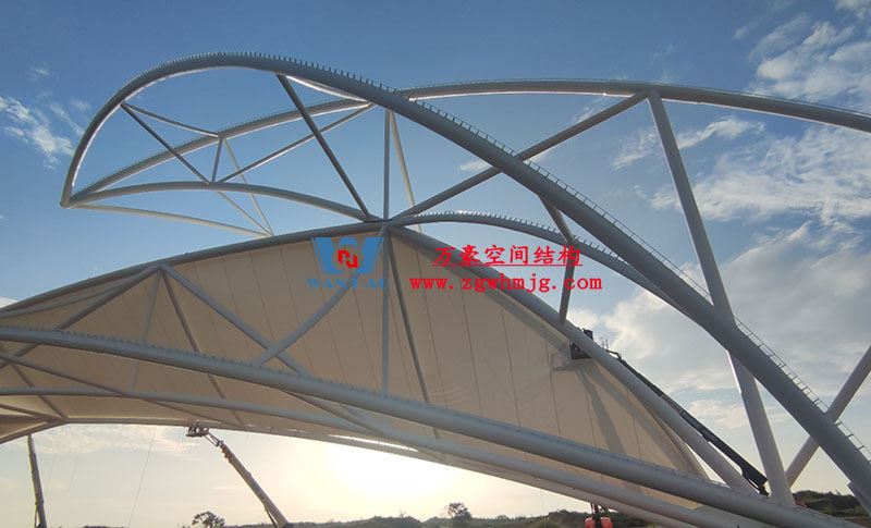 膜结构大门出入口的优势特点 膜结构大门出入口的优势特点