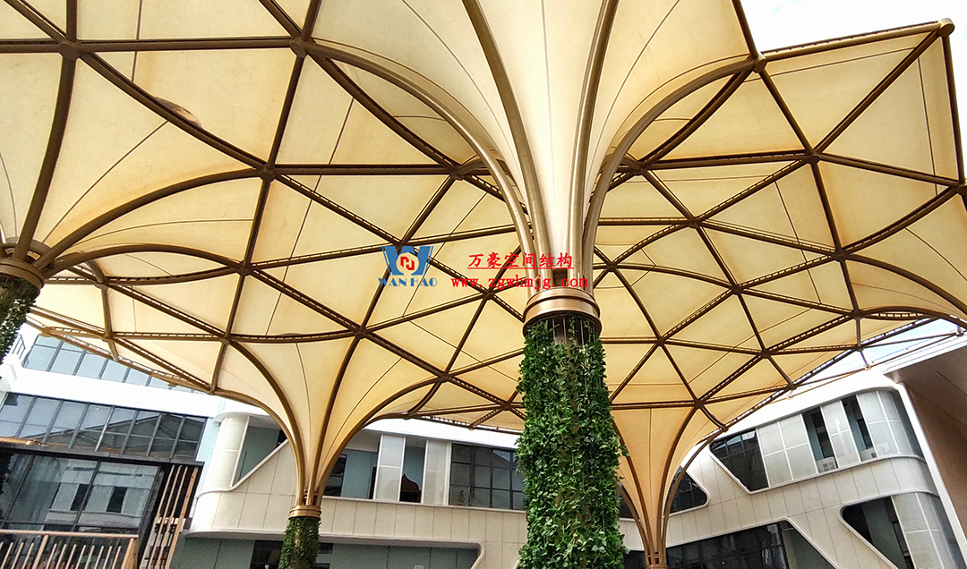膜结构遮阳雨棚受欢迎的主要原因是什么？