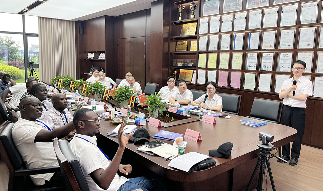 跨越山海，聚力共赢｜乌干达曼德拉国家体育场贵宾团莅临浙江萬豪集团考察指导
