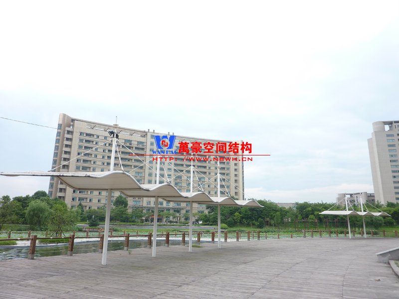 膜结构